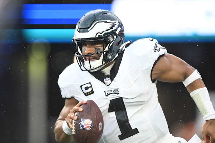 Jalen Hurts and the Philadelphia Eagles will wear their white-on-white uniforms in Week 3. (USA Today)